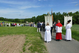 Bittprozession am Pfingstmontag (Foto: Karl-Franz Thiede)